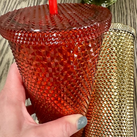 Red and Gold Rhinestone Tumblers (Set) - Picture 4 of 7